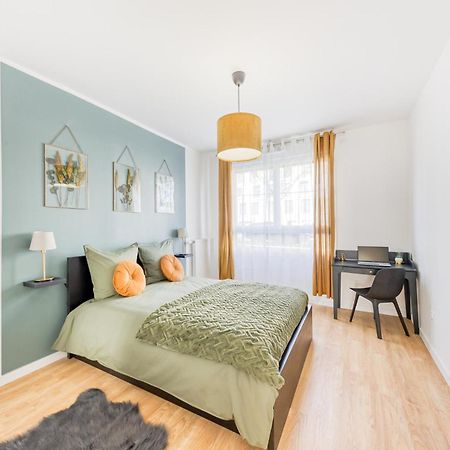 Massy Serenity - 64M2, Terrace, Balcony, Parking Luaran gambar